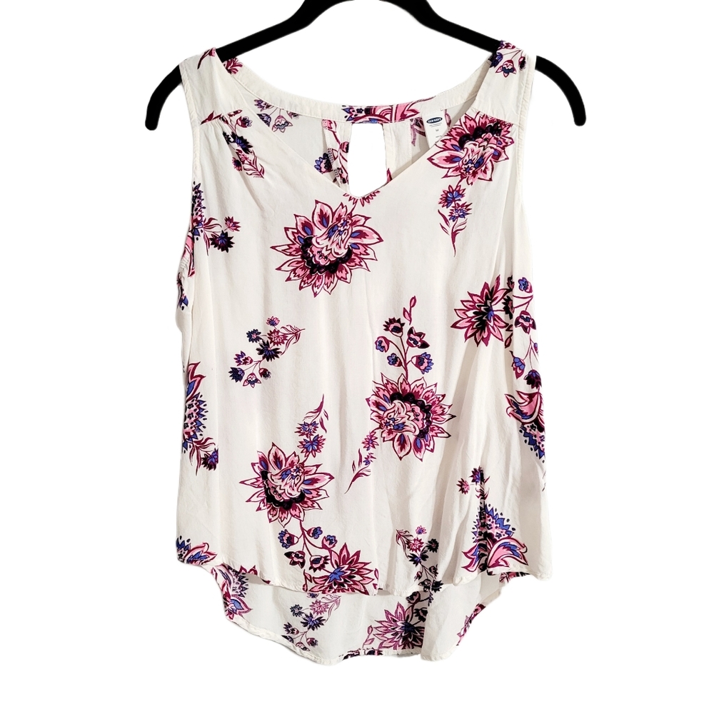 Old Navy floral top size medium petite